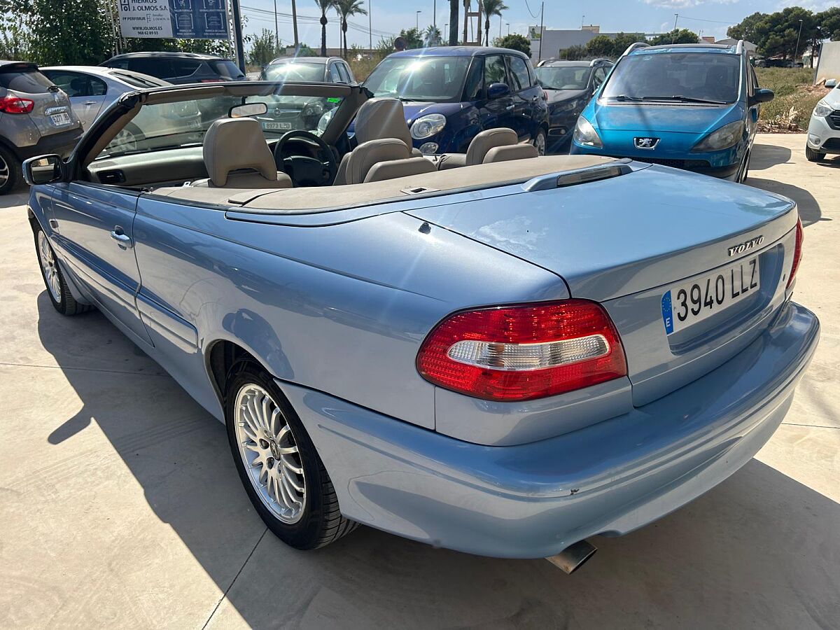 VOLVO C70 CONVERTIBLE 2.0 T AUTO LPG SPANISH RHD IN SPAIN 131000 MILES 2005